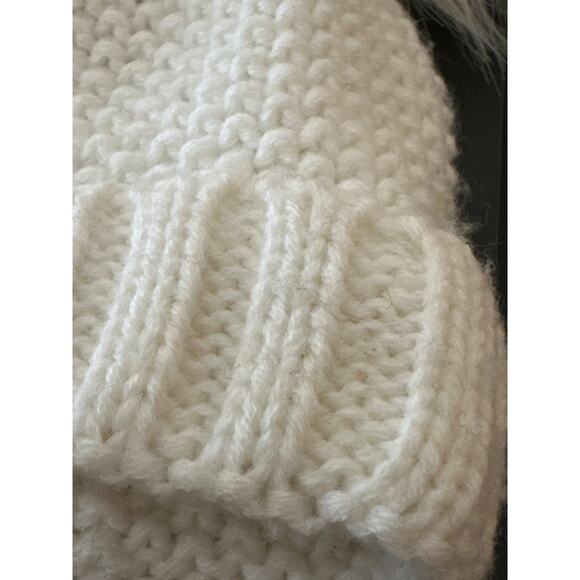 Kombi cable knit beanie child infant toddler hat white snow winter cap fur Toque - Picture 4 of 9